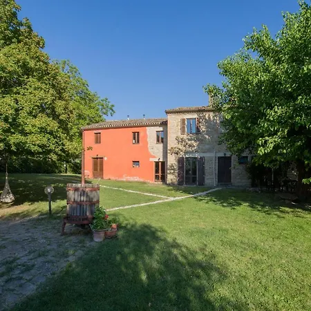 L'esinante Farm stay *